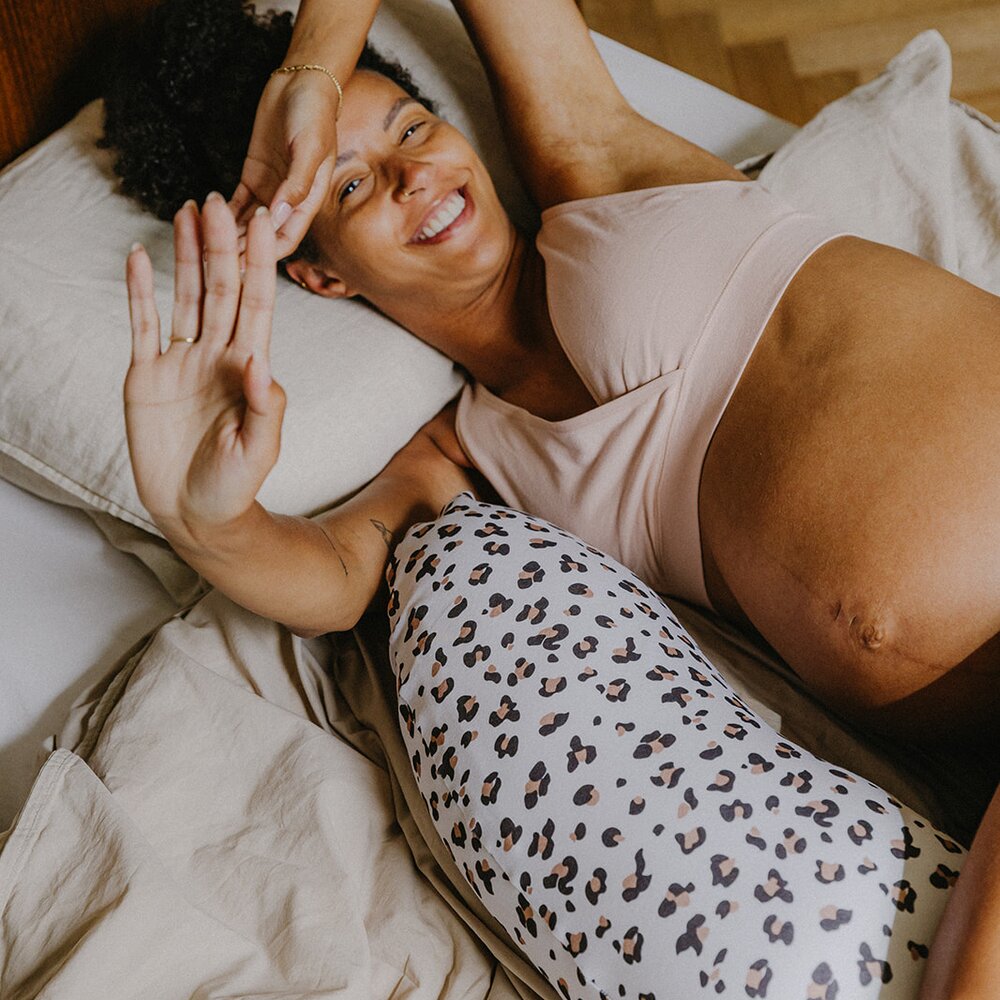 Voedingskussen buddy Leopard cream