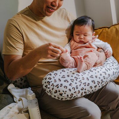 Voedingskussen buddy Leopard cream