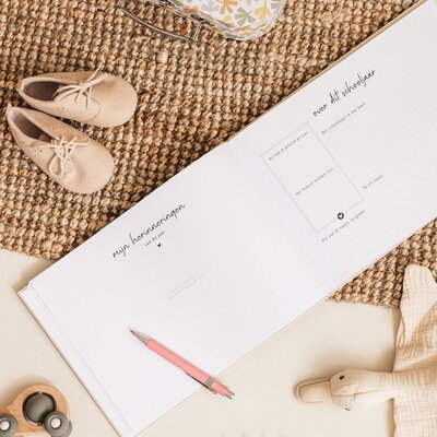 Mijn schooltijd schoolfotoboek - Linnen taupe Fyllbooks Mijn schooltijd schoolfotoboek - Linnen taupe Fyllbooks