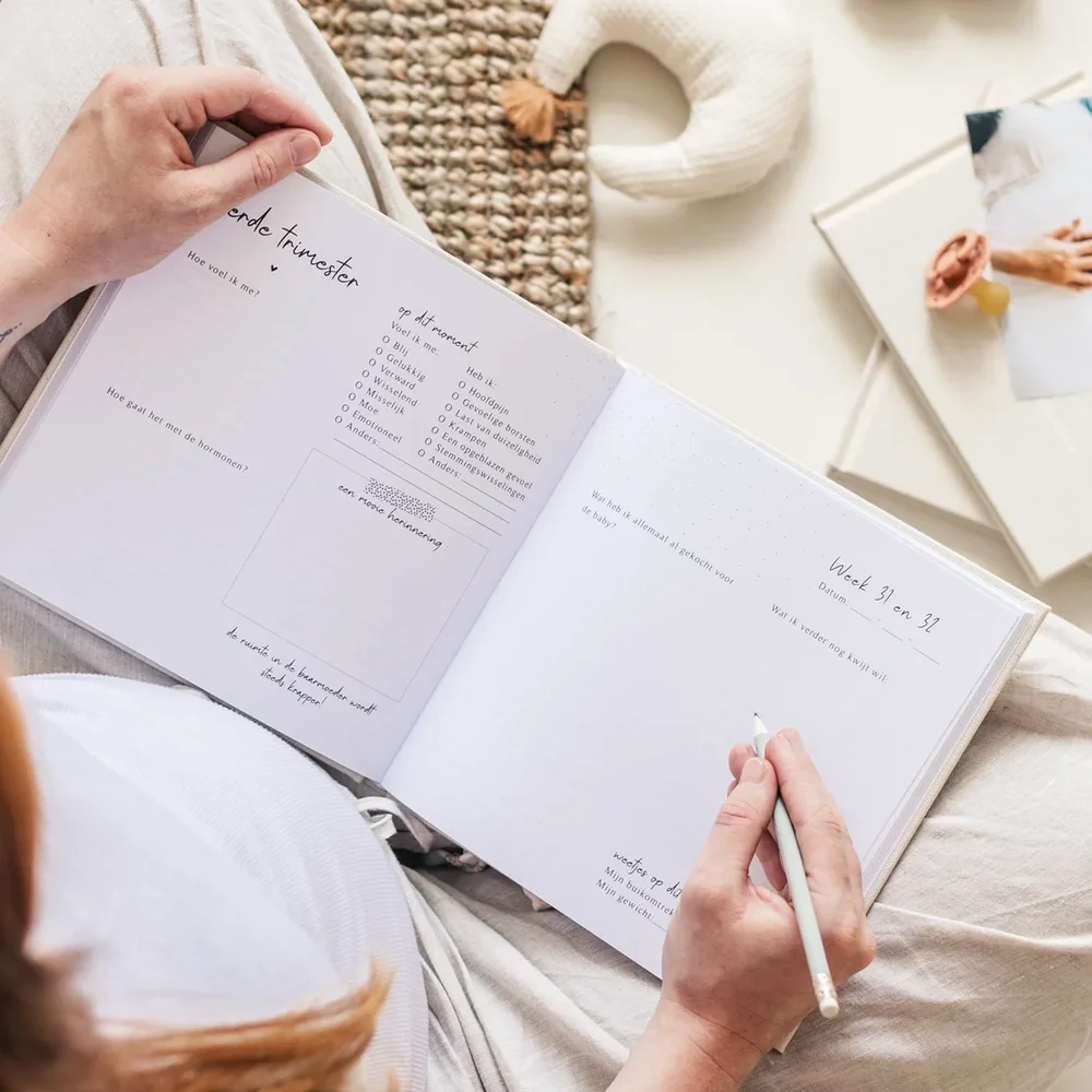 Mijn zwangerschap dagboek - Linnen Taupe Fyllbooks