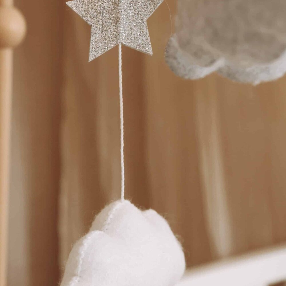 Babymobiel - handgemaakt Wolken en sterren Babymobiel - handgemaakt Wolken en sterren