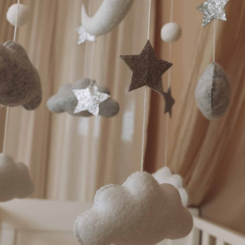 Babymobiel - handgemaakt Wolken en sterren Babymobiel - handgemaakt Wolken en sterren