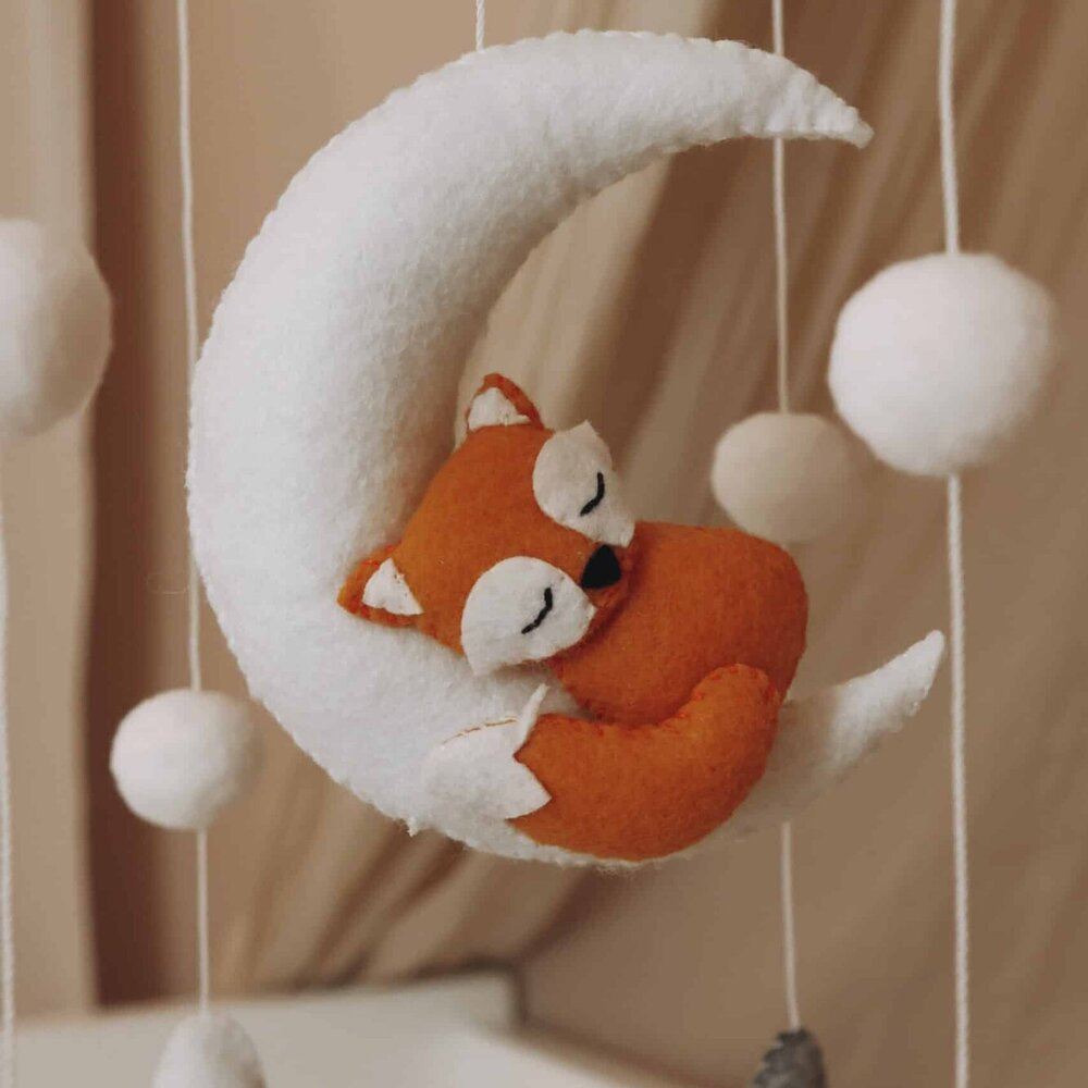 Babymobiel - handgemaakt Slapend Vosje Babymobiel - handgemaakt Slapend Vosje