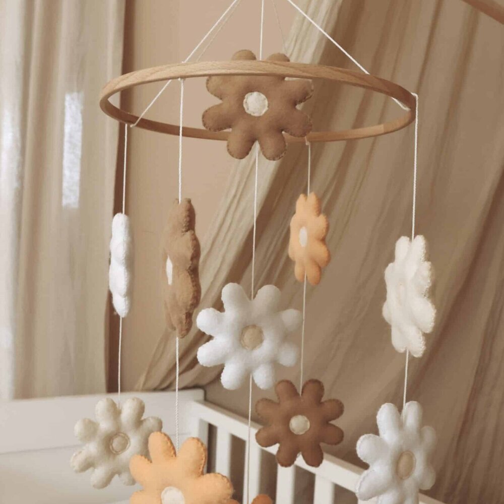 Babymobiel - handgemaakt Bloemen Babymobiel - handgemaakt Bloemen