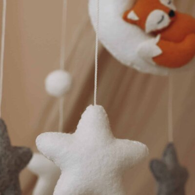 Babymobiel - handgemaakt Slapend Vosje Babymobiel - handgemaakt Slapend Vosje