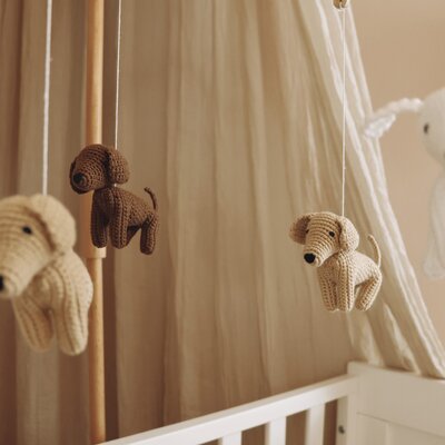 Babymobiel - handgemaakt gehaakte Hondjes Babymobiel - handgemaakt gehaakte Hondjes