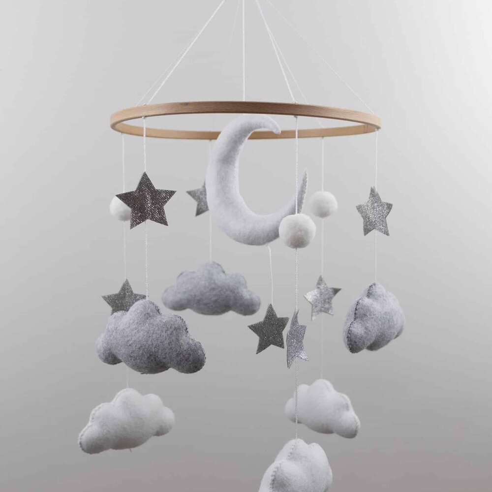 Babymobiel - handgemaakt Wolken en sterren Babymobiel - handgemaakt Wolken en sterren
