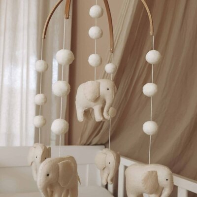 Babymobiel - handgemaakt Olitfanten Babymobiel - handgemaakt Olitfanten