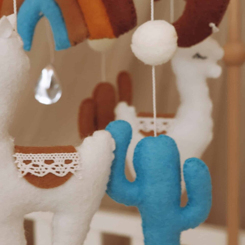 Babymobiel - handgemaakt Lama Babymobiel - handgemaakt Lama