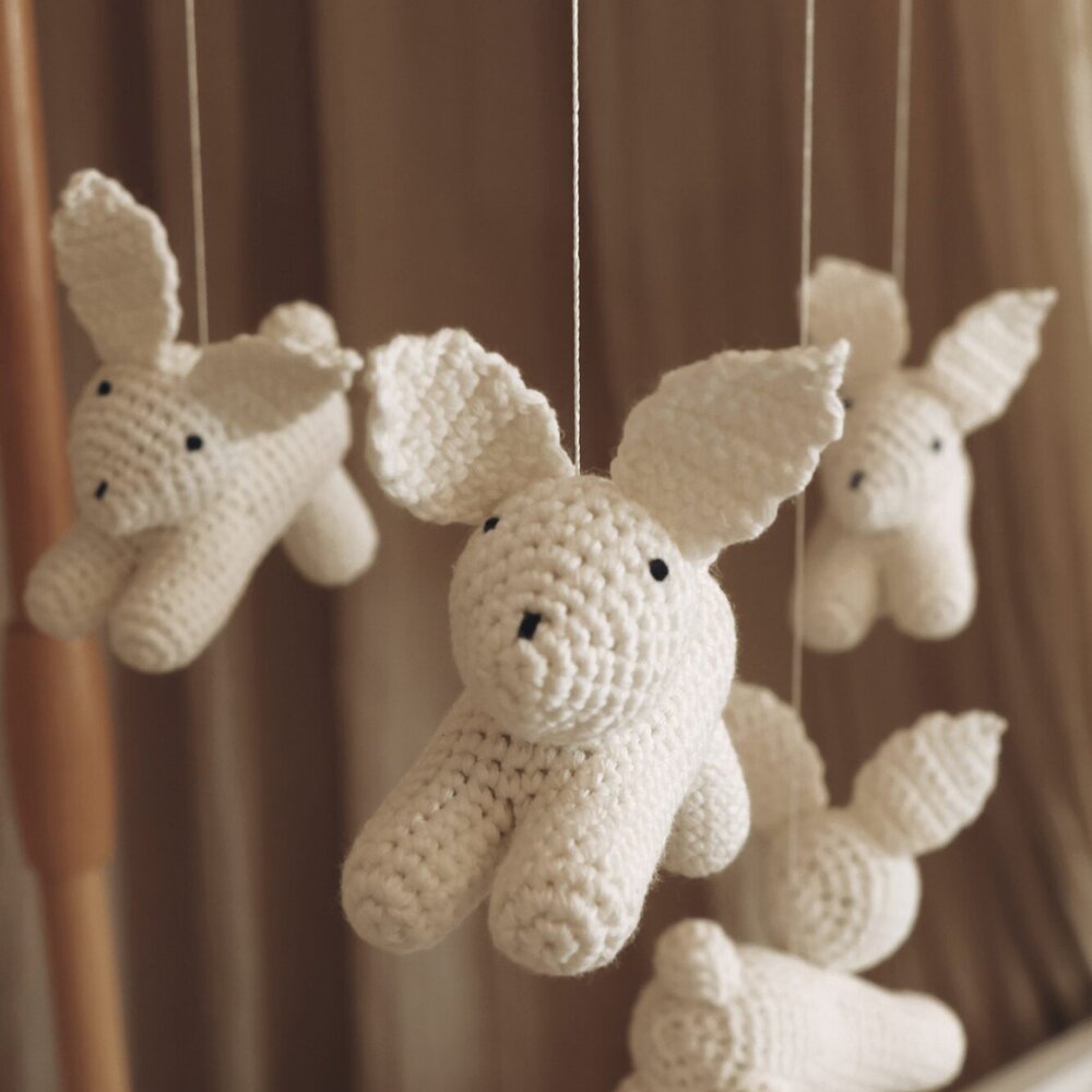 Babymobiel - handgemaakt gehaakte Konijntjes Babymobiel - handgemaakt gehaakte Konijntjes