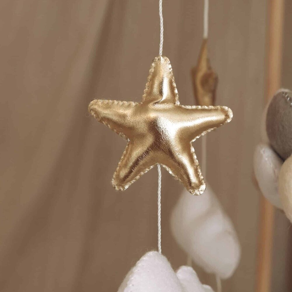 Babymobiel - handgemaakt Walvis met ballonnen Babymobiel - handgemaakt Walvis met ballonnen