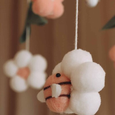 Babymobiel - handgemaakt Bijtjes Babymobiel - handgemaakt Bijtjes