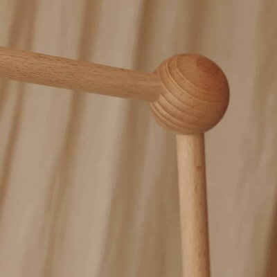 Houten arm babymobiel Houten arm babymobiel