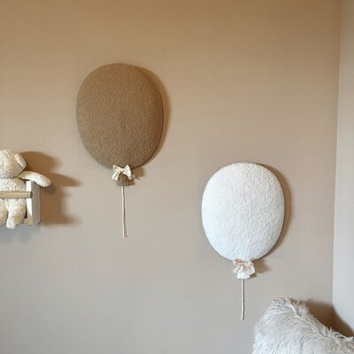 Big bouclé balloon white 38 x 31 cm LED