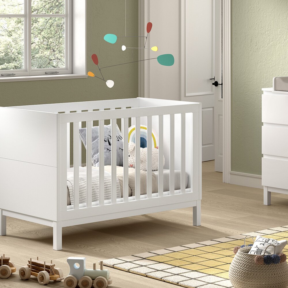 Eva babybed 60 x 120 cm Wit Eva babybed 60 x 120 cm Wit