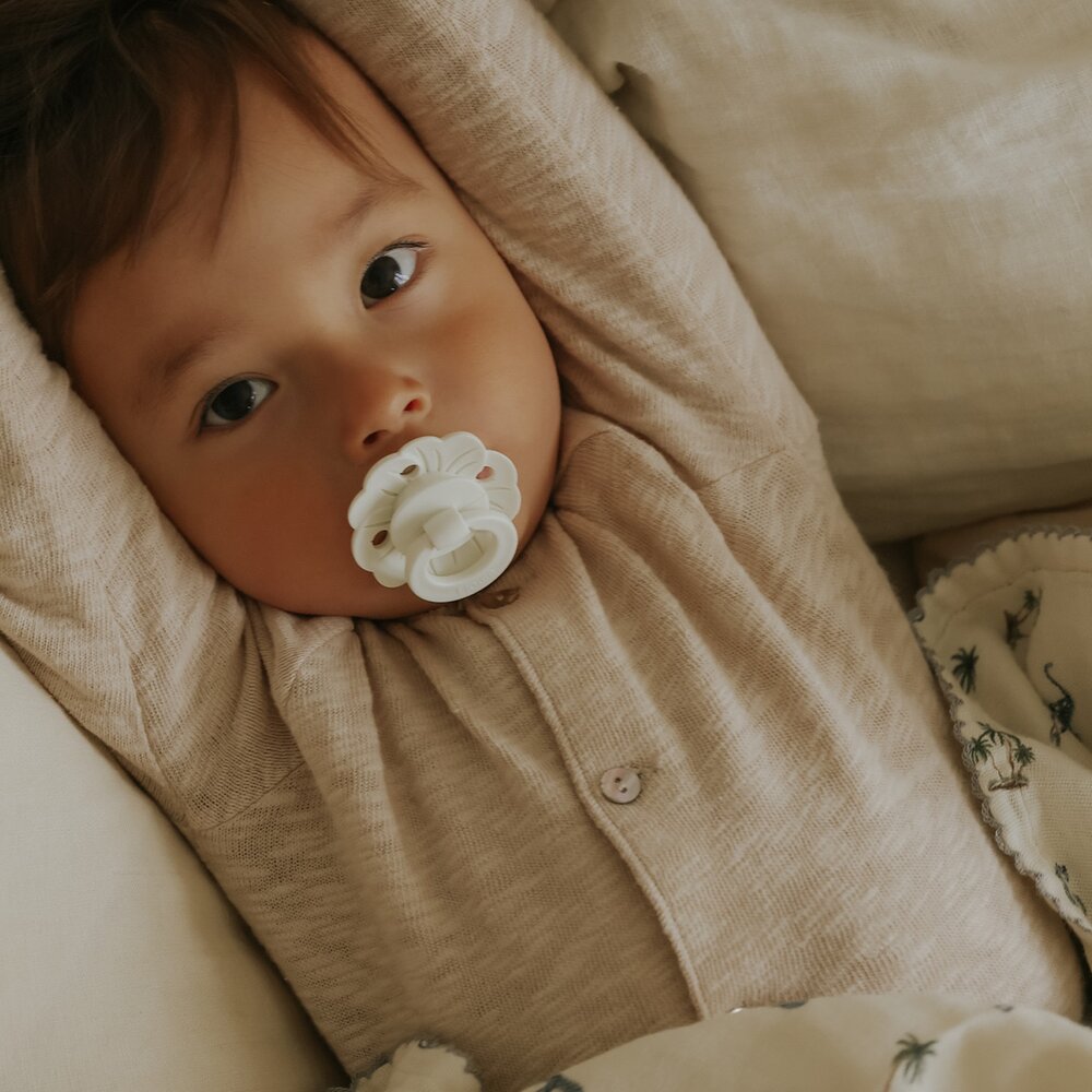 Binky Bloom 3m+ Latex Vanilla White