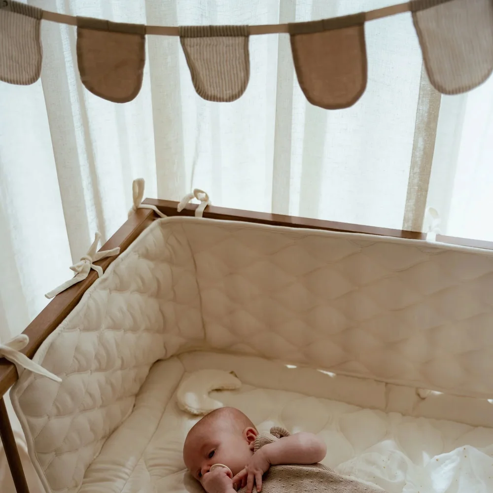 Slinger met vlaggetjes Pure Soft Beige Slinger met vlaggetjes Pure Soft Beige