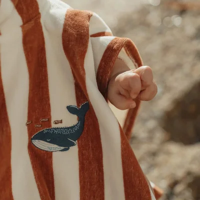 Beach Poncho Ocean World Brown Stripe