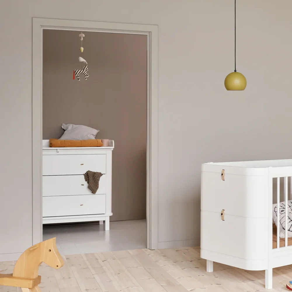 Nursery dresser 3 drawers White Nursery dresser 3 drawers White