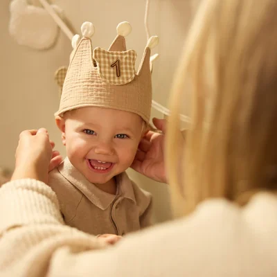 Verjaardagskroon met cijfers Teddy Bear