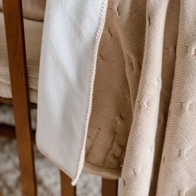 Deken Chamonix Poudre gevoerd (80x100cm) Sand/camel Deken Chamonix Poudre gevoerd (80x100cm) Sand/camel