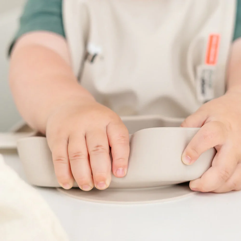 Silicone Stick&Stay kom Sheepy Sand