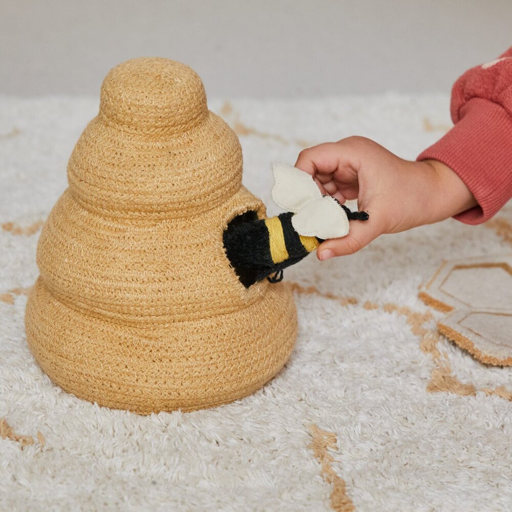 Play rug Pollination - 90 x 130 cm Natural, Honey Play rug Pollination - 90 x 130 cm Natural, Honey