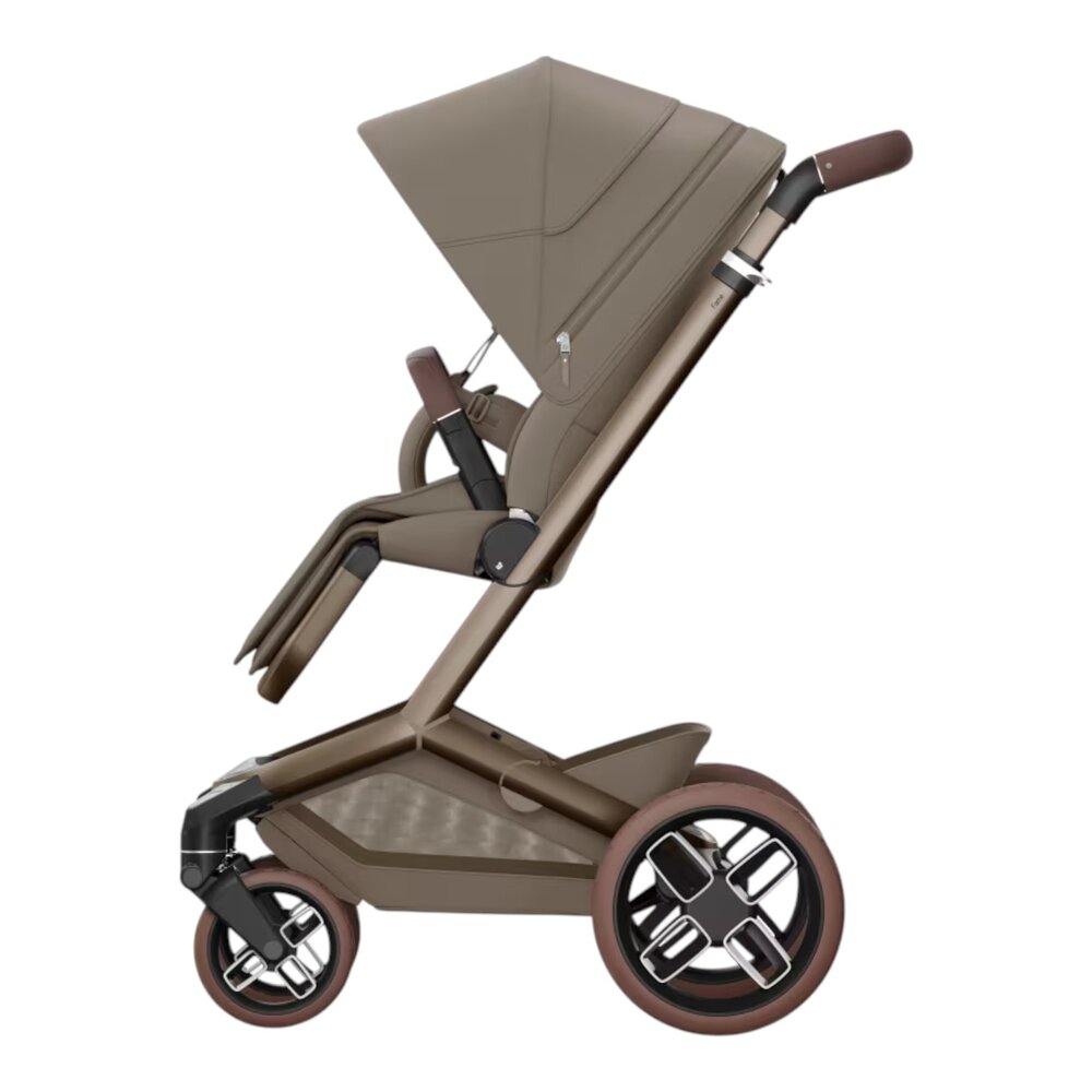Fame Kinderwagen Oak truffle