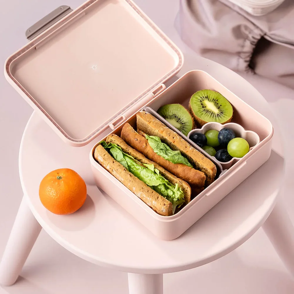 Lunch box w/divider Tiny farm Powde Lunch box w/divider Tiny farm Powde