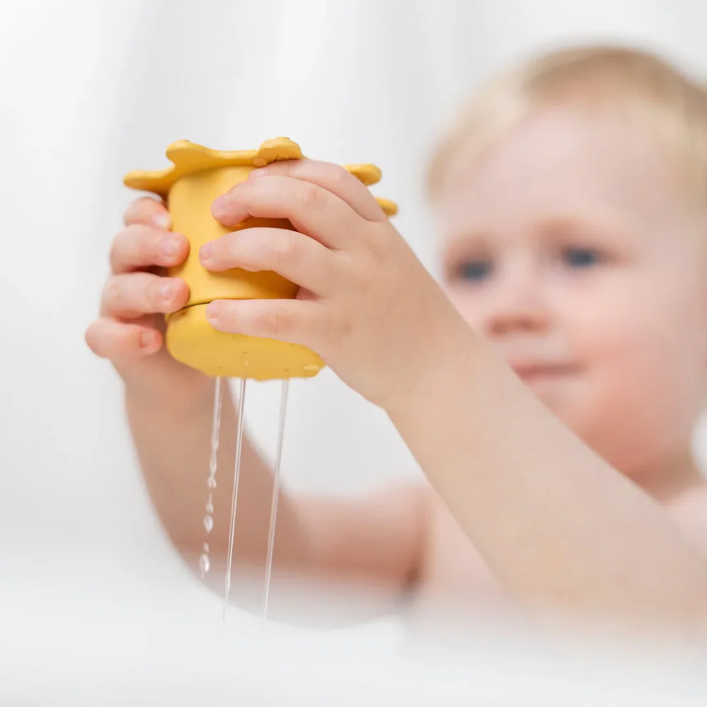 Water play & stacking cups 3 pcs Elphee Colour m