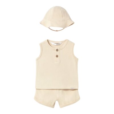 Short met shirt set newborn met hoedje Beige Short met shirt set newborn met hoedje Beige