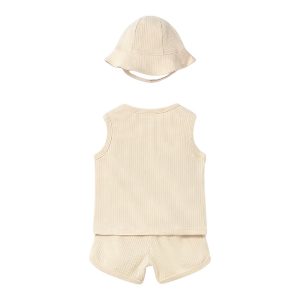 Short met shirt set newborn met hoedje Beige Short met shirt set newborn met hoedje Beige