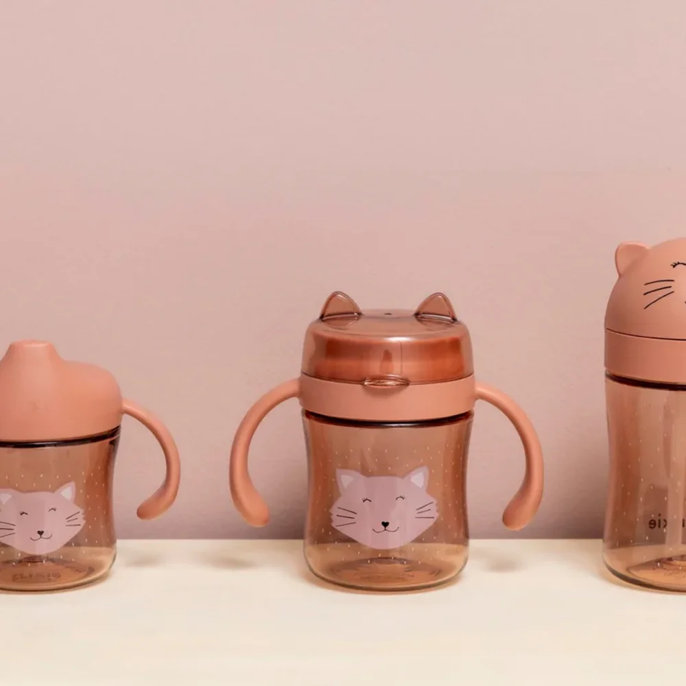 360° drinkbeker met handvatten Mrs. Cat 360° drinkbeker met handvatten Mrs. Cat