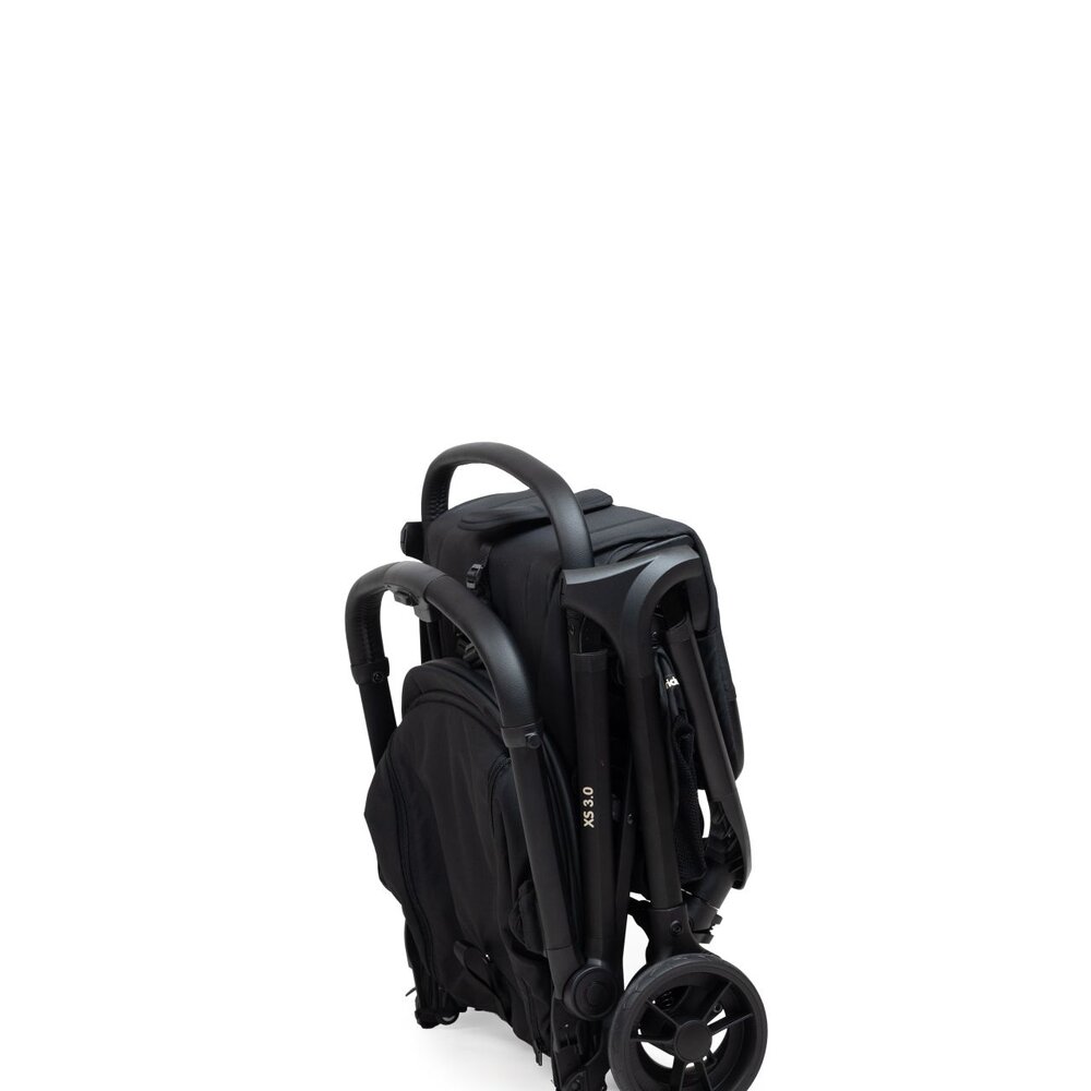Buggy Xs 3.0 + Regenzeil + Travel Bag Pure black Buggy Xs 3.0 + Regenzeil + Travel Bag Pure black