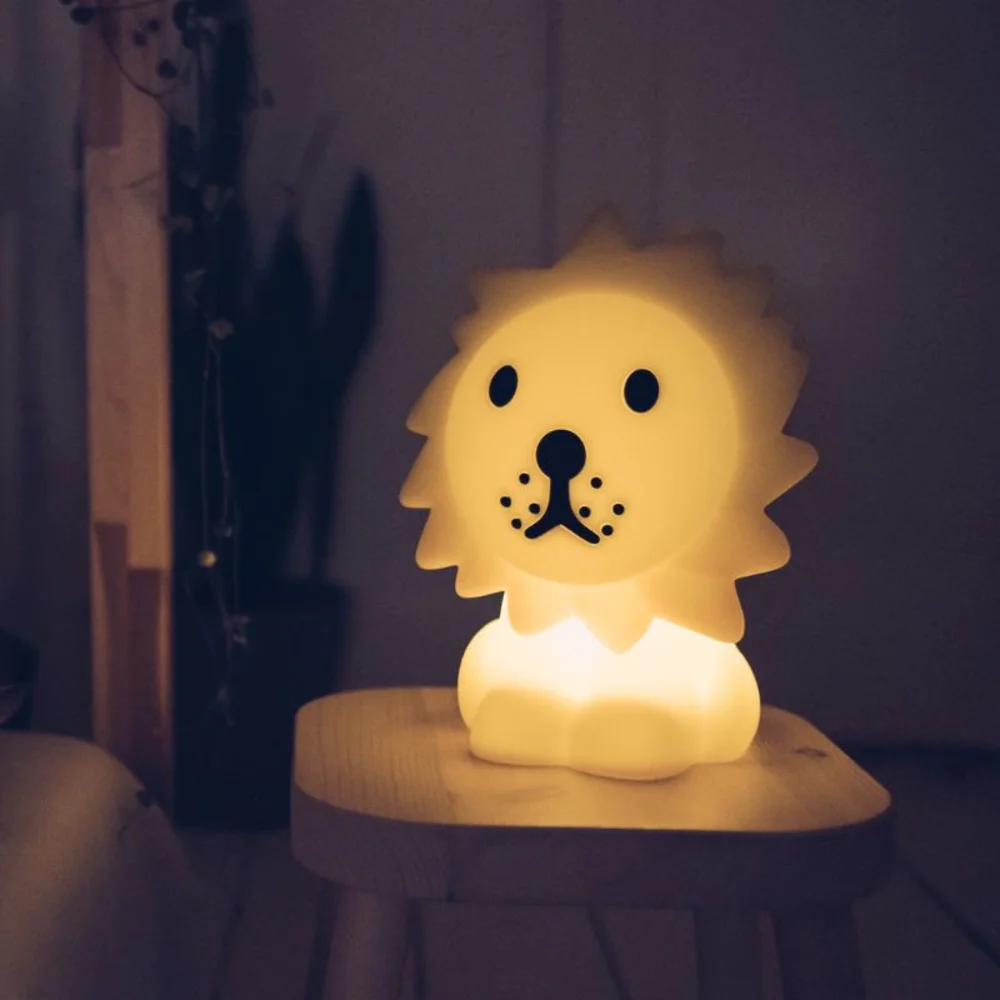 Lion First Light lamp Lion First Light lamp