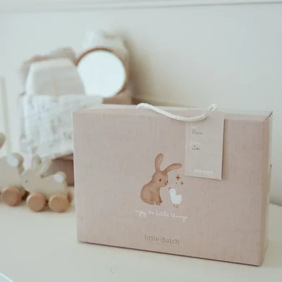 Kraamcadeau kleding set Beige Kraamcadeau kleding set Beige