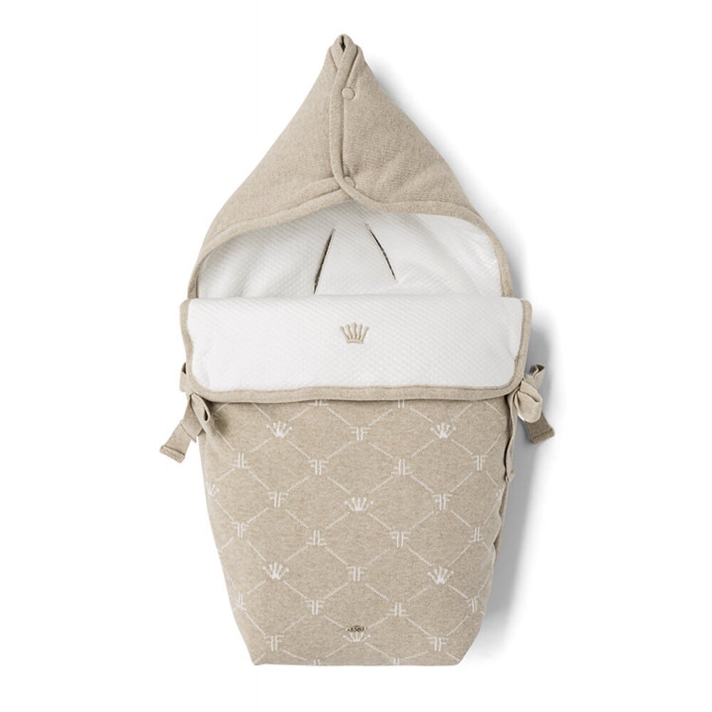 Voetenzak autostoel NOA FIRST®Signature collection Beige