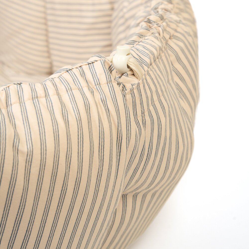 Coco - Speeltapijt Bloom 130cm Stripes blue Coco - Speeltapijt Bloom 130cm Stripes blue