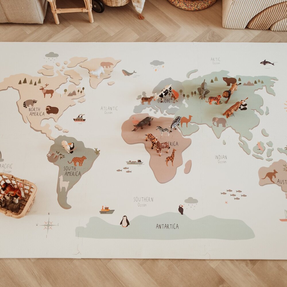 Tiloo - Puzzelmat EEVAA - 6 tegels Worldmap colour (120 x 180 cm - 6 tiles) Tiloo - Puzzelmat EEVAA - 6 tegels Worldmap colour (120 x 180 cm - 6 tiles)