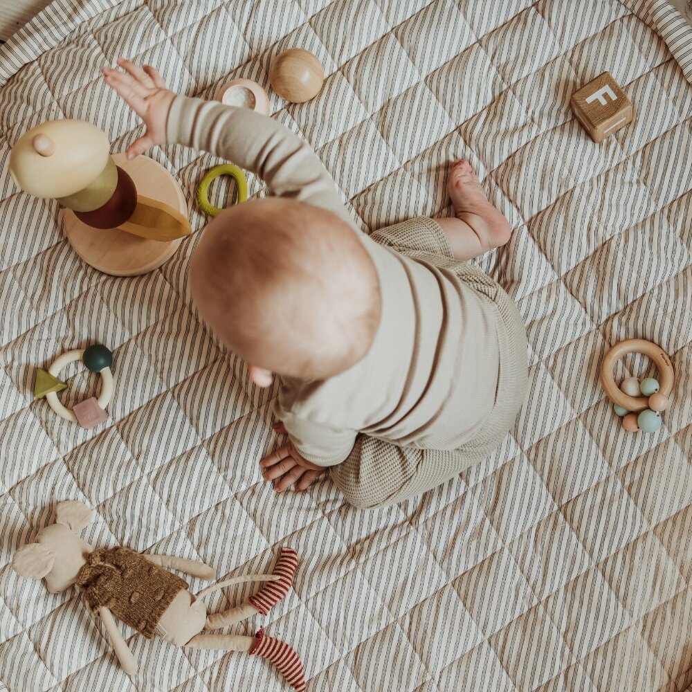 Noomad - Opbergzak - Speelmat Baby Soft - organic cotton - 120 cm Stripes blue Noomad - Opbergzak - Speelmat Baby Soft - organic cotton - 120 cm Stripes blue