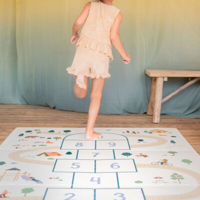 Tiloo - Puzzelmat EEVAA - 6 tegels Hopscotch (120 x 180 cm - 6 tiles) Tiloo - Puzzelmat EEVAA - 6 tegels Hopscotch (120 x 180 cm - 6 tiles)
