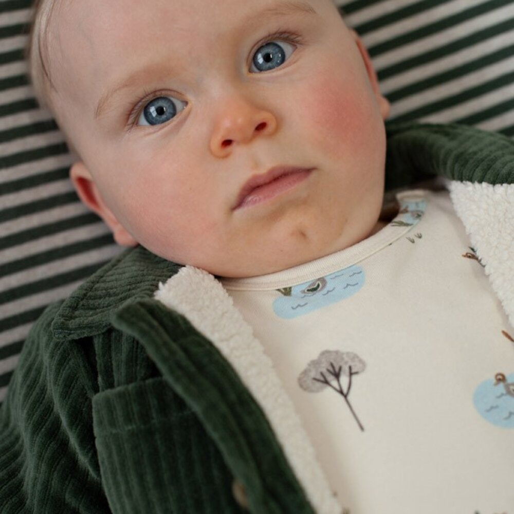 Jasje velours rib - Wiggle and Waddle Groen Jasje velours rib - Wiggle and Waddle Groen