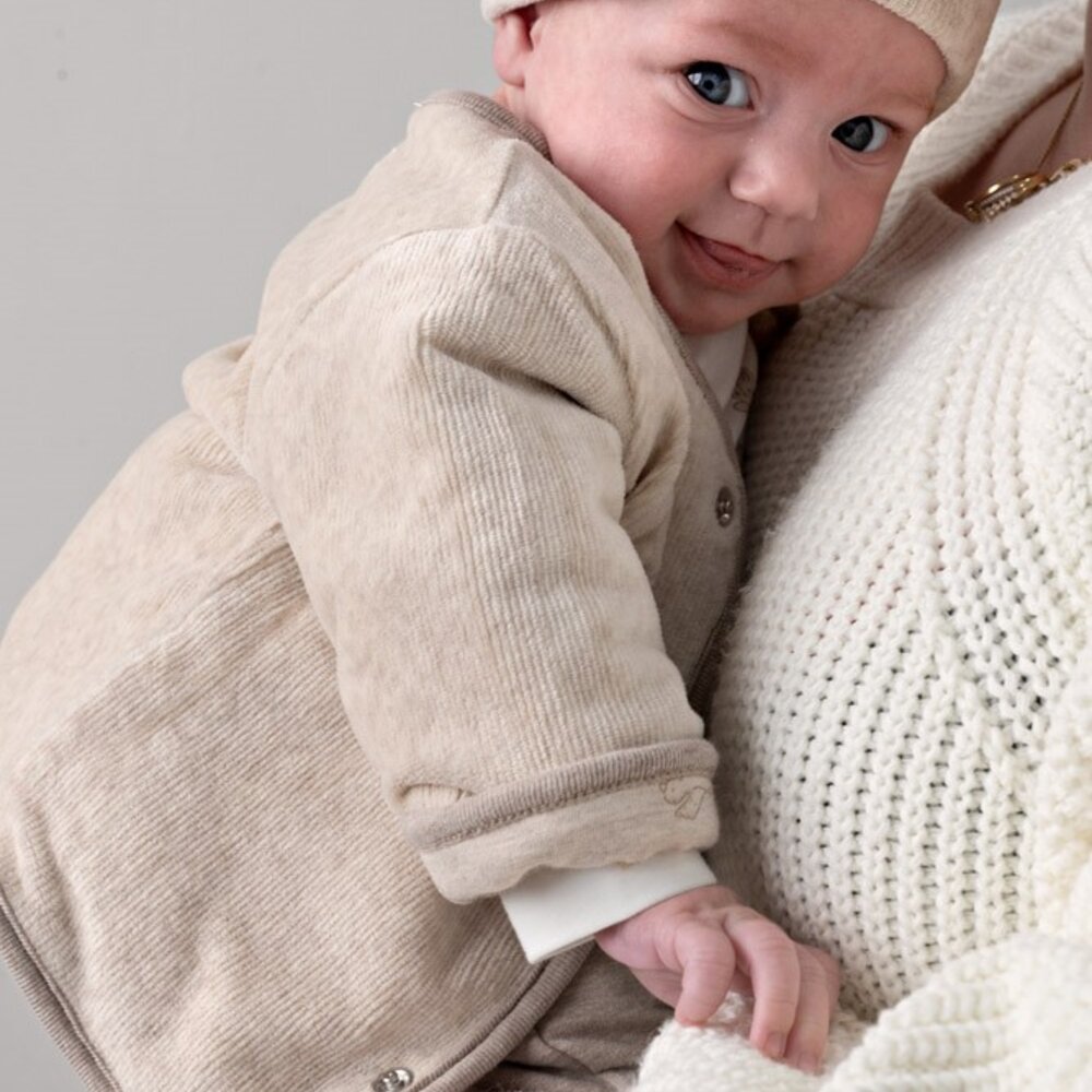 Omkeerbaar jasje velours rib - The Cuddle Company Taupe melange Omkeerbaar jasje velours rib - The Cuddle Company Taupe melange