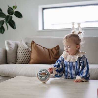 Suction spinner ball Suction spinner ball