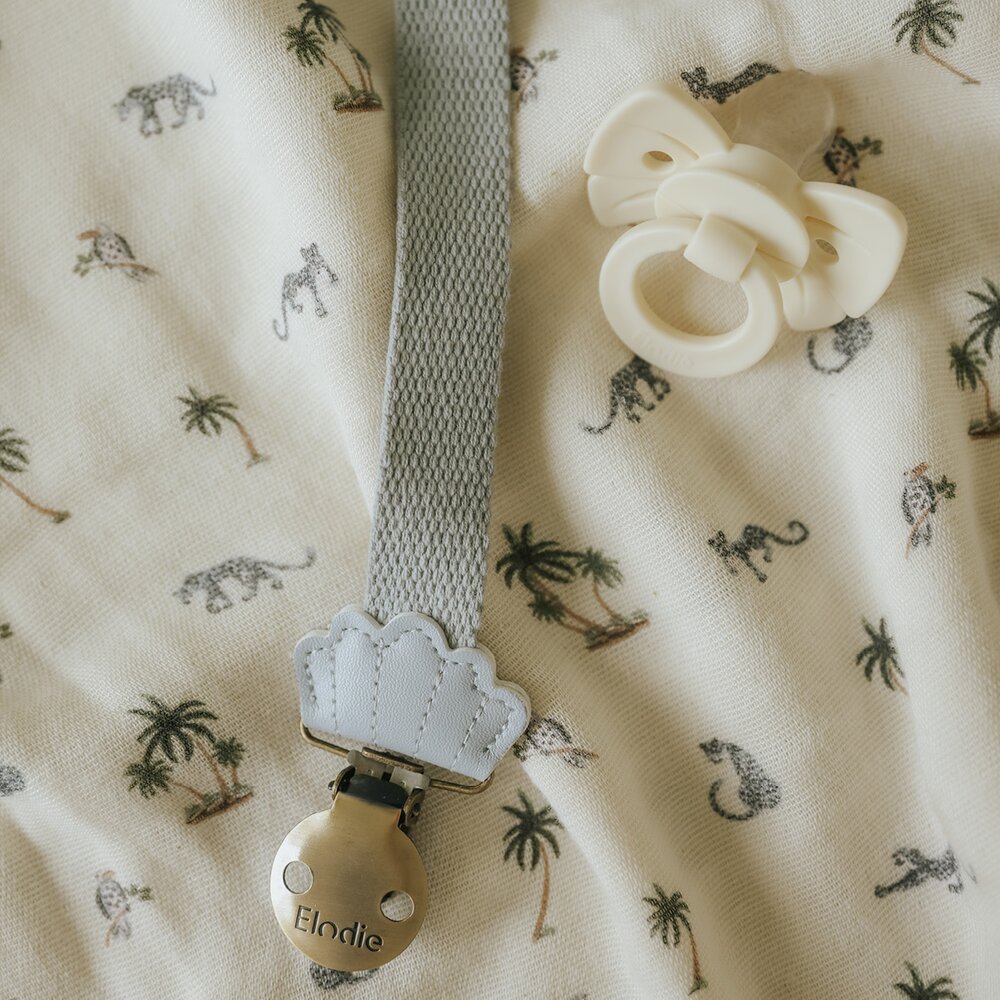 Binky Bow Newborn Oat White Binky Bow Newborn Oat White