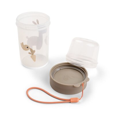 To go 2-way snack container Lalee Sand To go 2-way snack container Lalee Sand