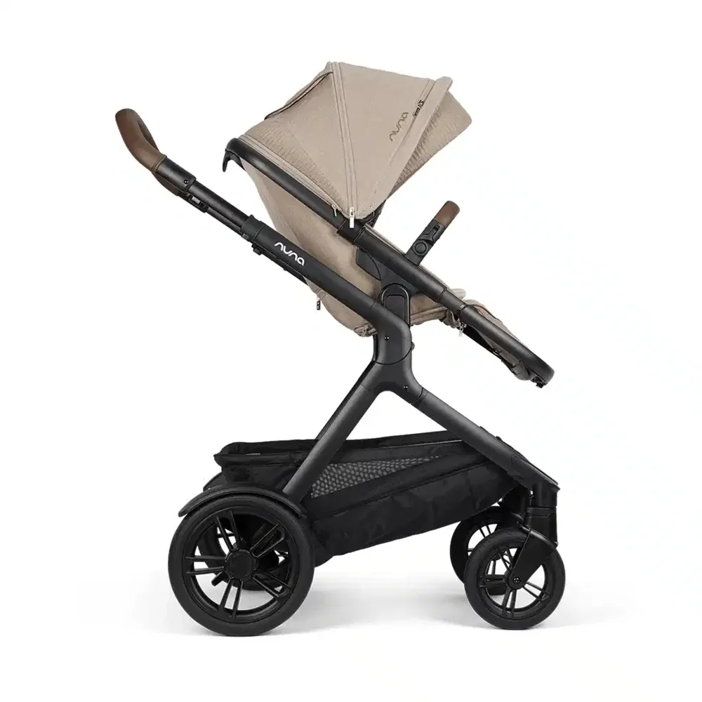 DEMI NEXT kinderwagen Cosmopolitan 