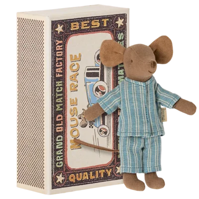 Big brother mouse in matchbox Big brother mouse in matchbox