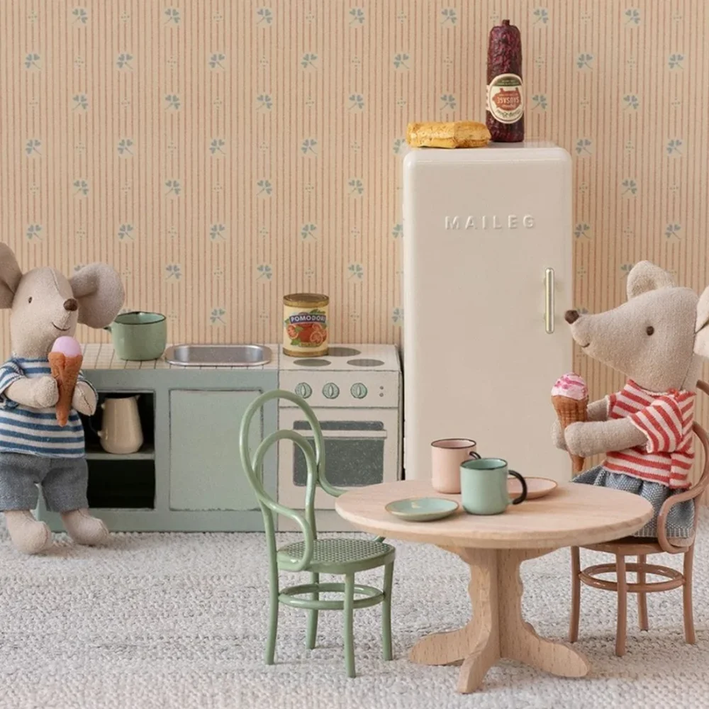 Fridge - Mouse - Off white Fridge - Mouse - Off white