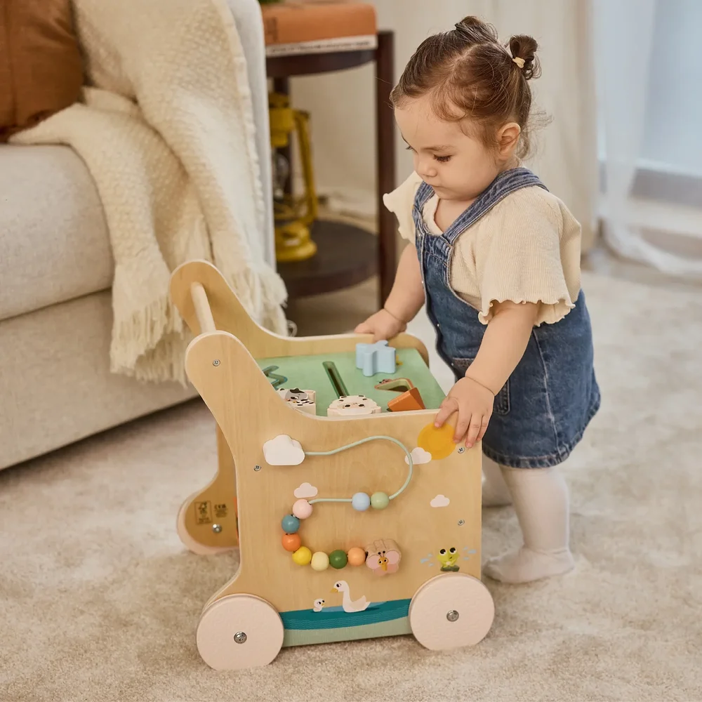 Houten activiteiten loopwagen Farmers funday Houten activiteiten loopwagen Farmers funday